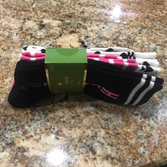 Kate Spade ♠️ new 3 pack of crew style socks - Picture 4 of 7